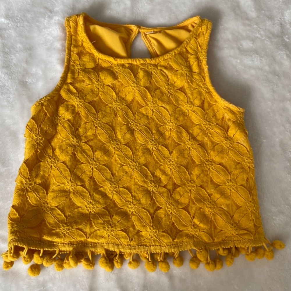 Floral fringe tank